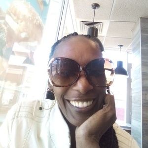 Meet your Posher, Tracy